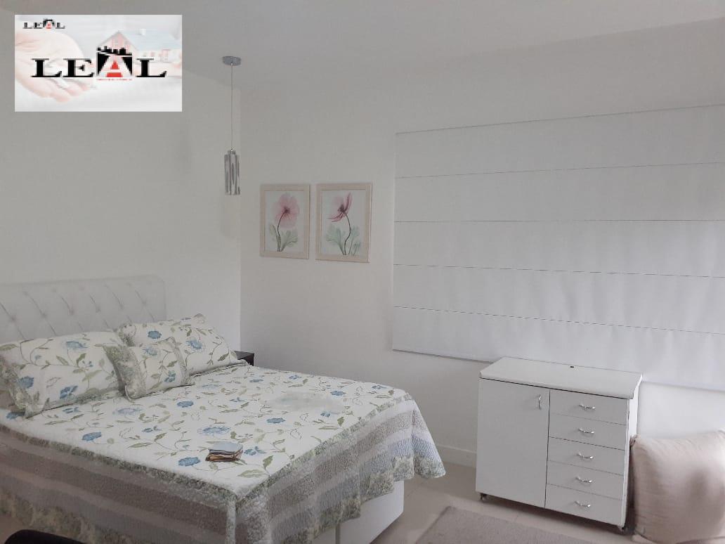 Casa à venda com 3 quartos, 317m² - Foto 22