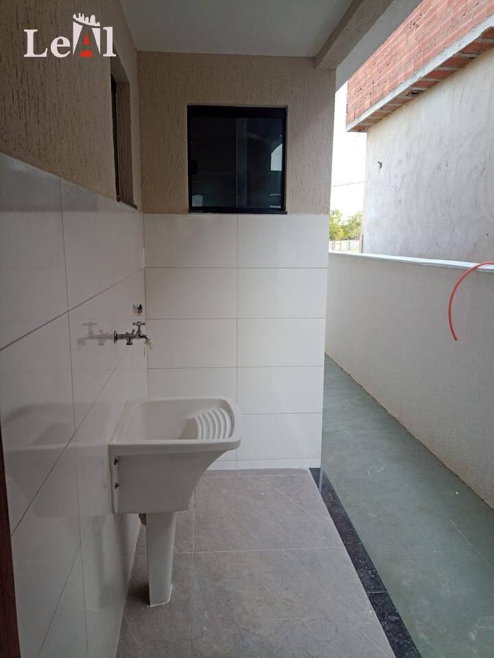 Casa à venda com 3 quartos, 120m² - Foto 3