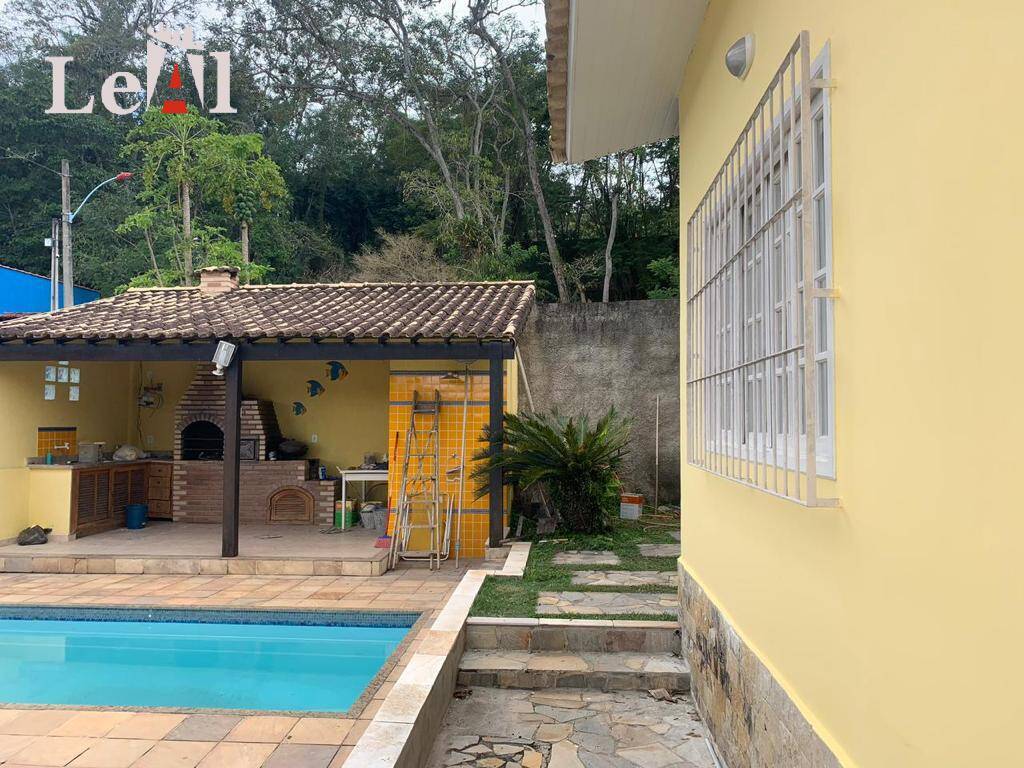 Casa à venda com 4 quartos, 364m² - Foto 17