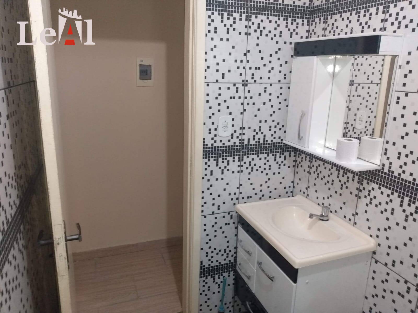 Casa à venda com 3 quartos, 200m² - Foto 27