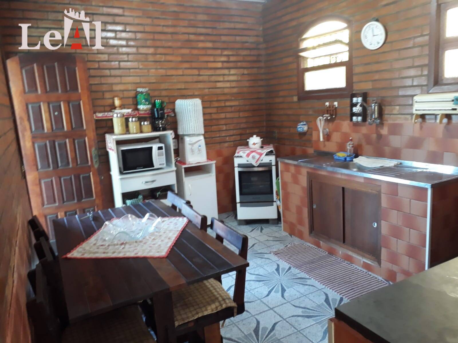 Casa à venda com 2 quartos, 80m² - Foto 4