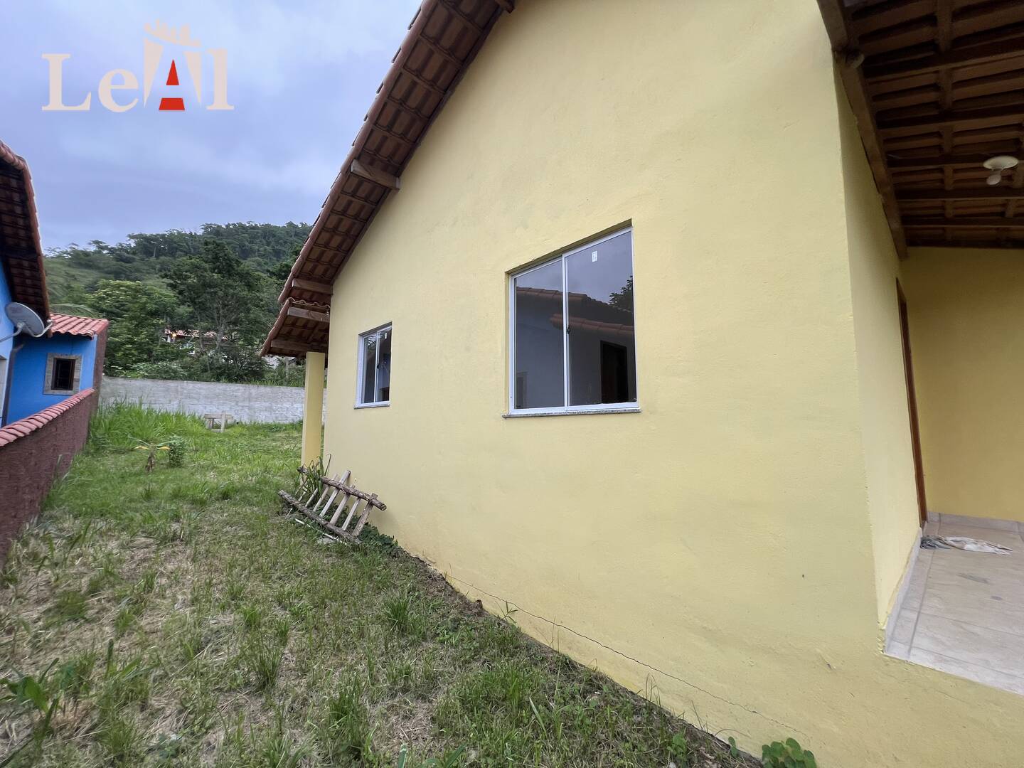 Casa à venda com 2 quartos, 360m² - Foto 17