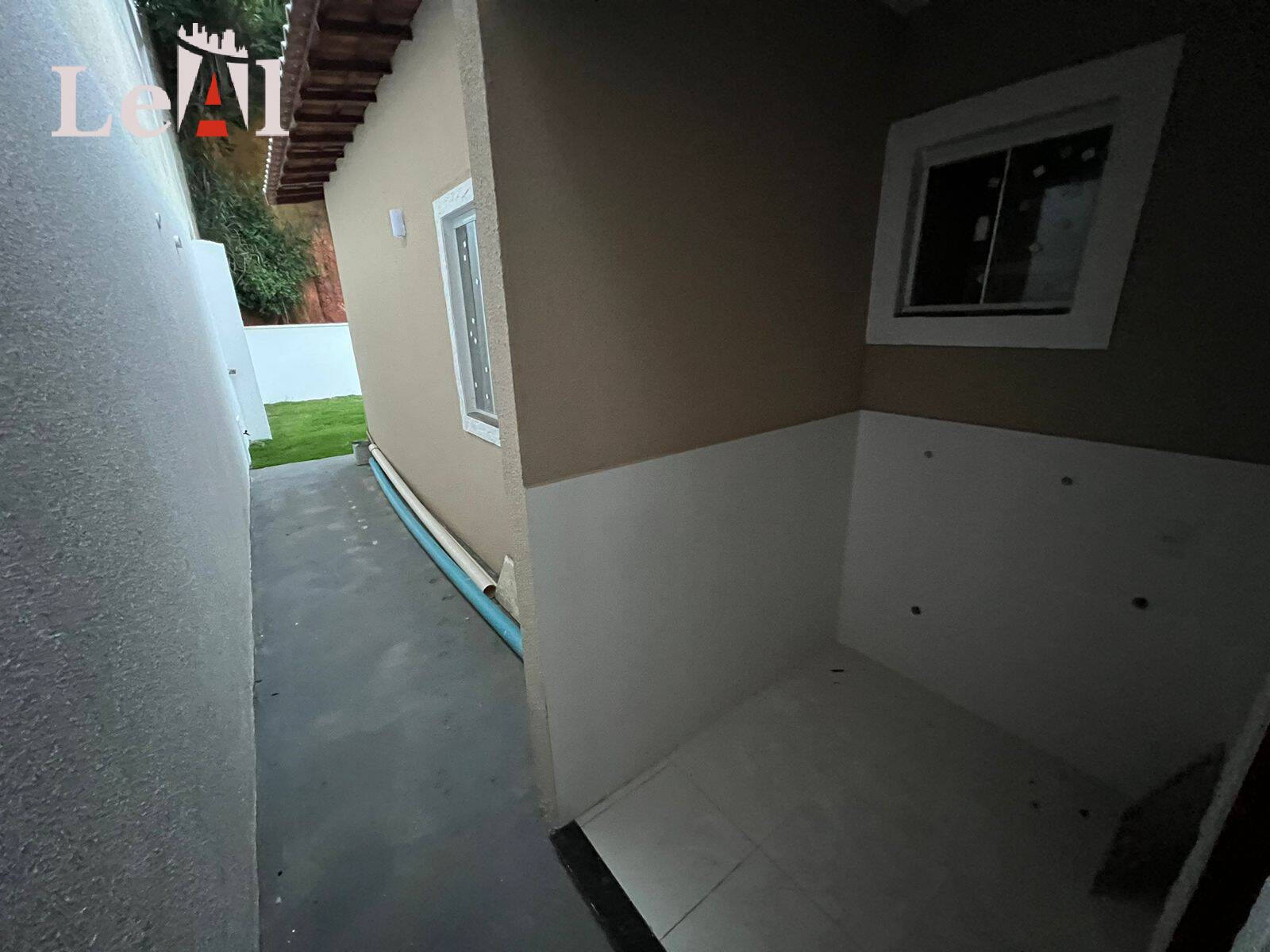 Casa à venda com 2 quartos, 72m² - Foto 10