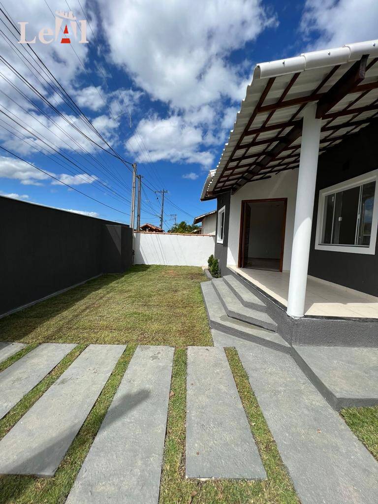 Casa à venda com 3 quartos, 220m² - Foto 4