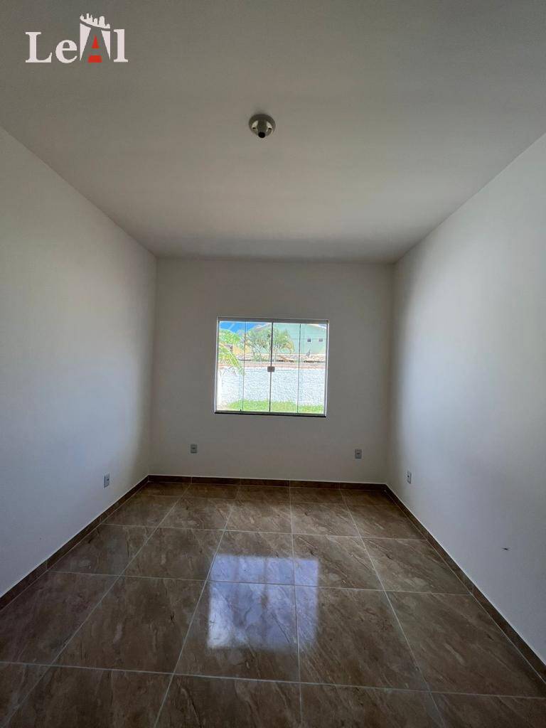 Casa à venda com 3 quartos, 220m² - Foto 16