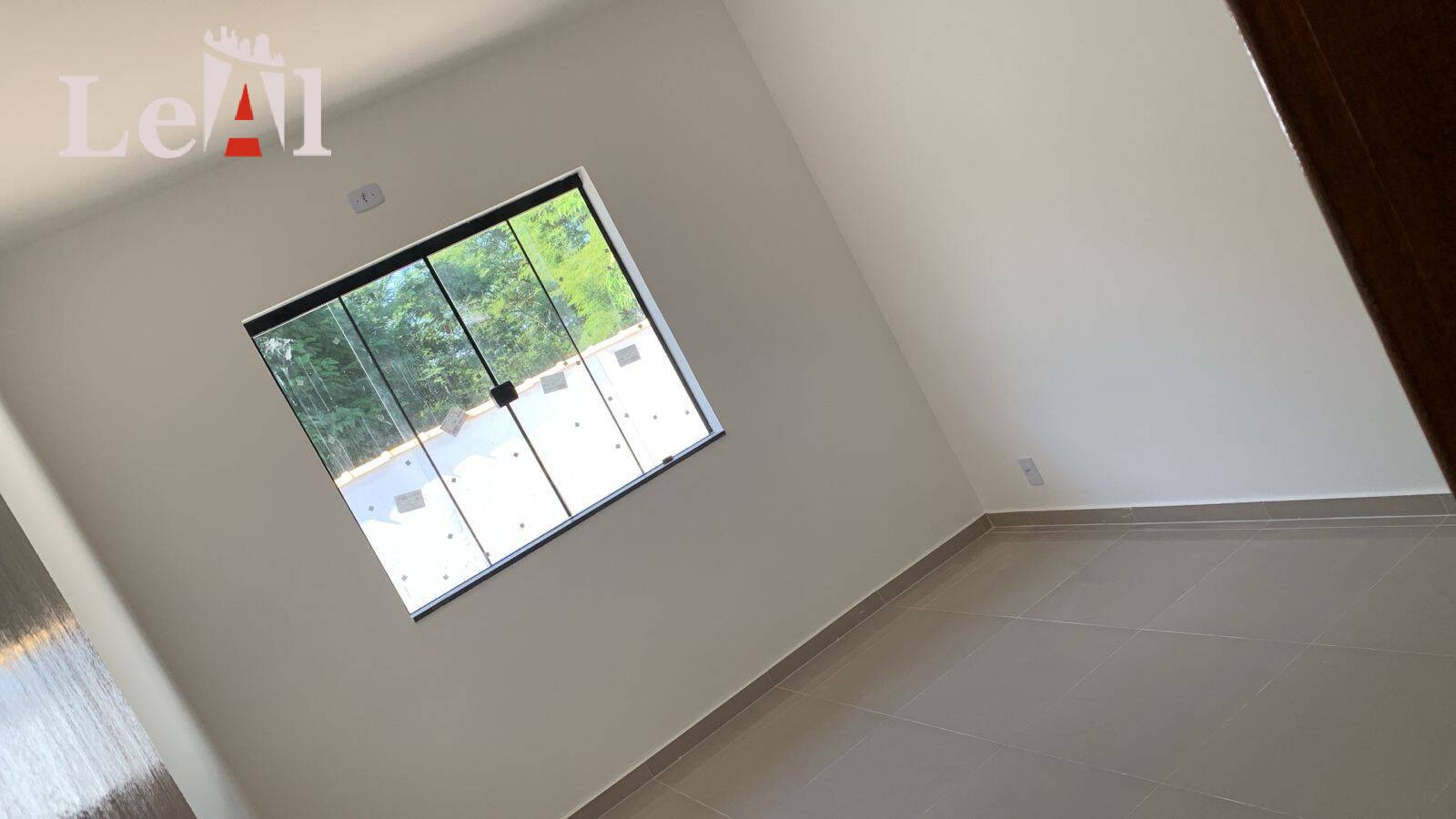 Casa à venda com 2 quartos, 225m² - Foto 12