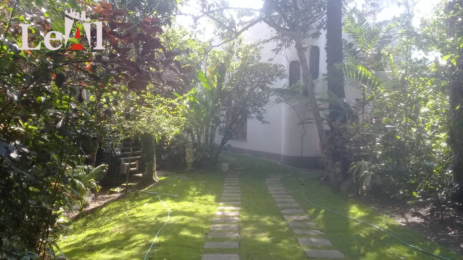 Casa à venda com 4 quartos, 1100m² - Foto 7