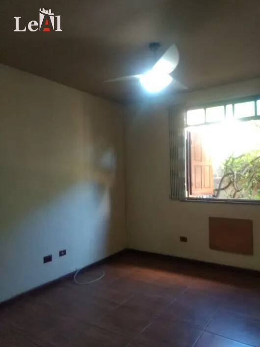 Casa à venda com 3 quartos, 300m² - Foto 23