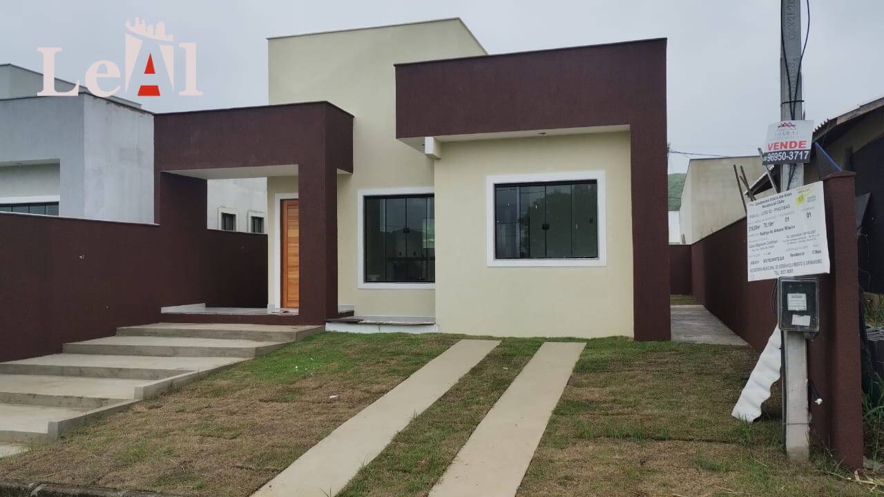 Casa à venda com 2 quartos, 70m² - Foto 5